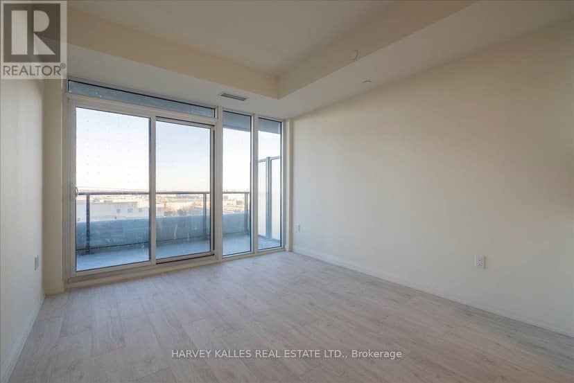 411 - 8960 Jane Street — photo 22 of 40
