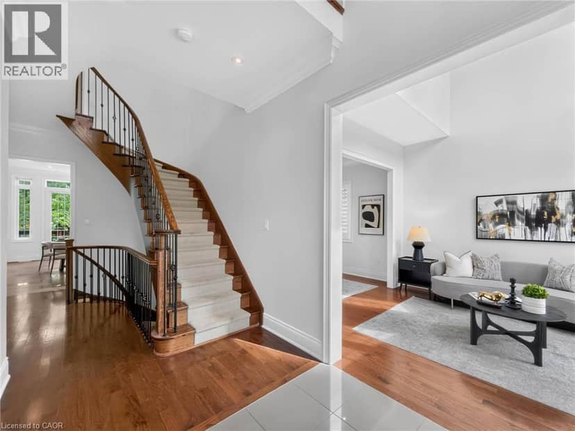 2121 BLACKFOREST Crescent — photo 5 of 40