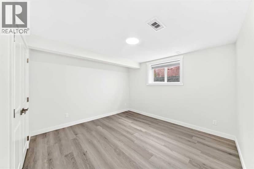 3319 Radcliffe Drive SE — photo 22 of 30