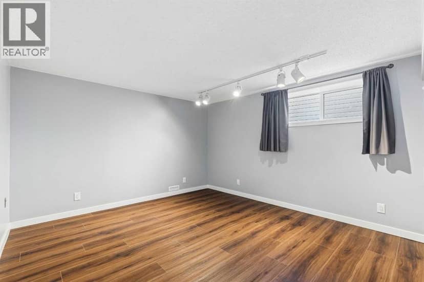 440 Lynnover Way SE — photo 25 of 39