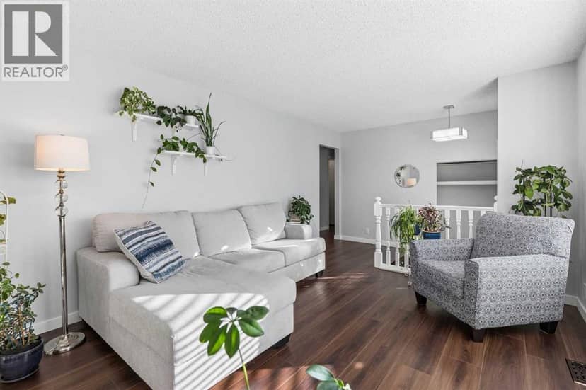 440 Lynnover Way SE, Calgary, photo 4