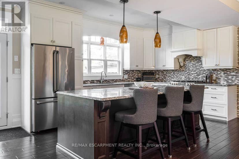 381 Woodworth Court — photo 13 of 40