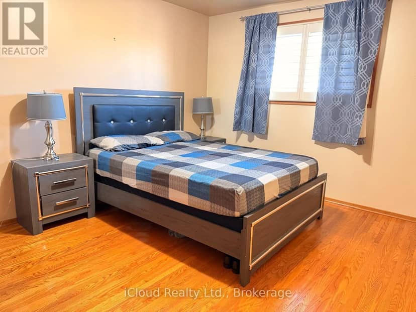 22 Seaton Place Drive — photo 14 of 35