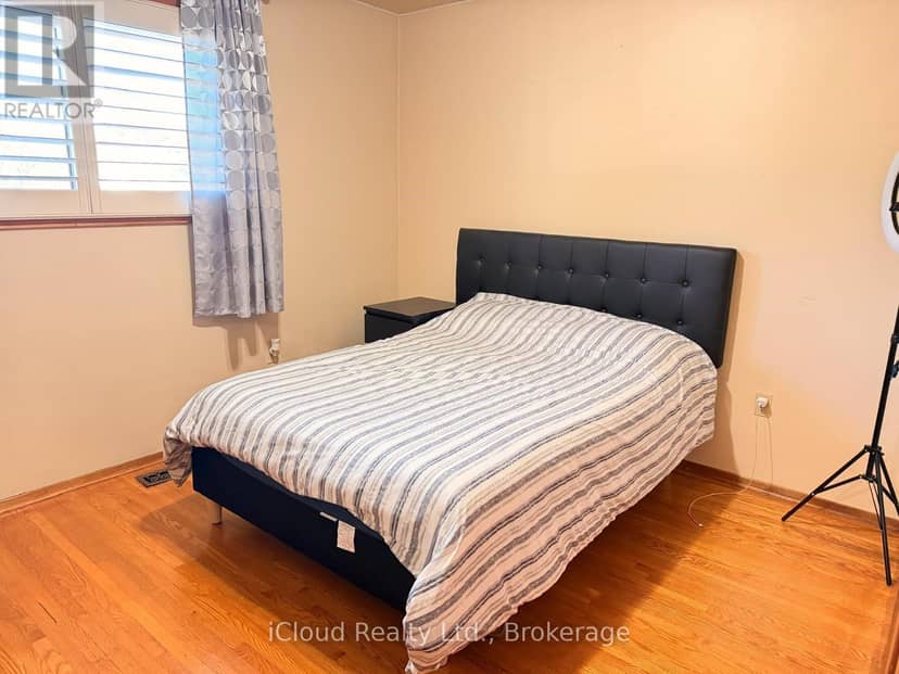 22 Seaton Place Drive — photo 18 of 35