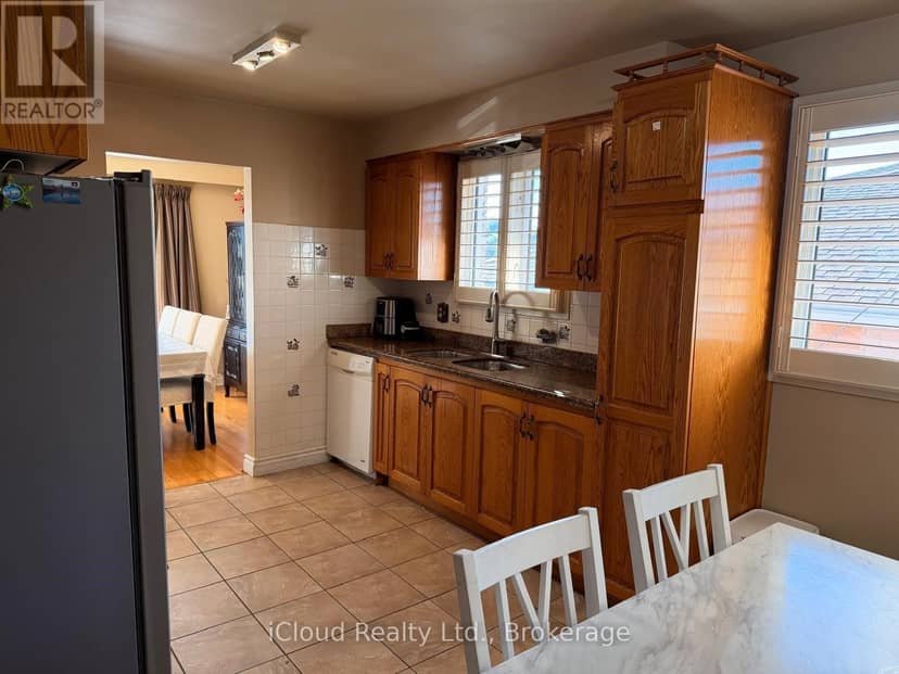 22 Seaton Place Drive — photo 11 of 35