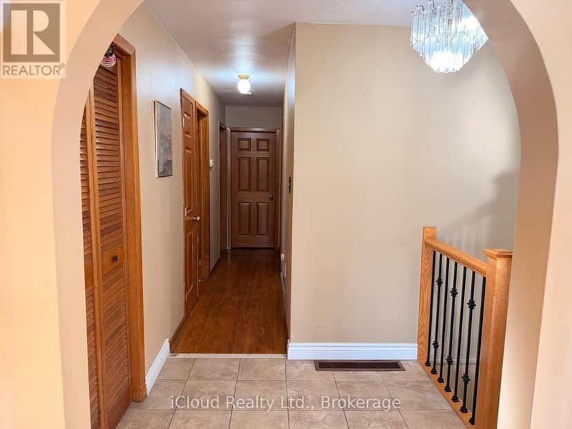 22 Seaton Place Drive — photo 13 of 35