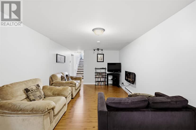 936 North ST — photo 27 of 39