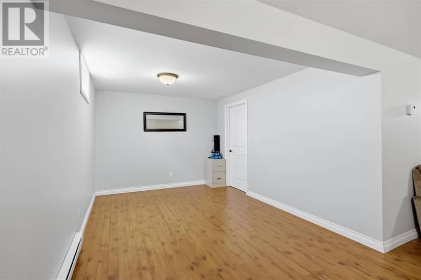 936 North ST — photo 30 of 39