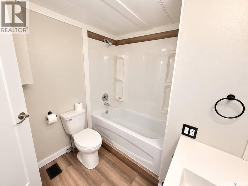 72 1035 Boychuk DRIVE — photo 37 of 37
