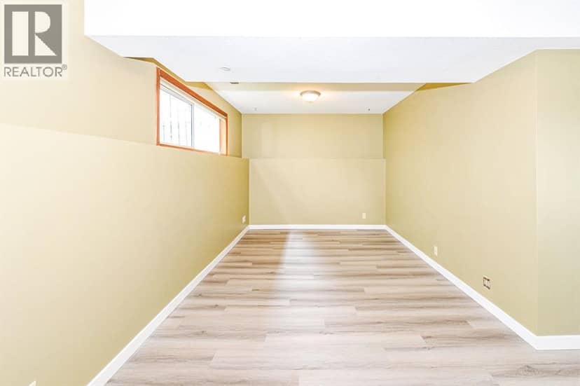 68 Elliott Drive — photo 28 of 40