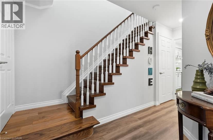 11 WAKEFIELD Lane — photo 5 of 34