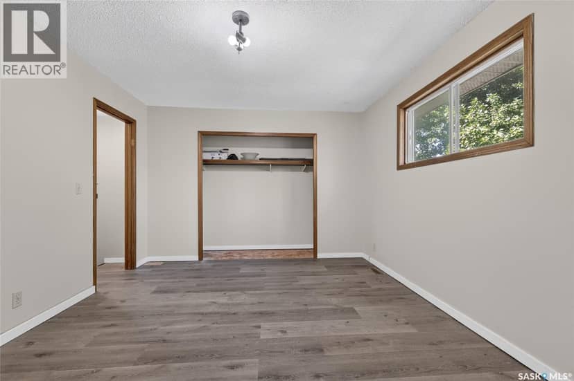 223-225 Wakabayashi WAY — photo 22 of 40