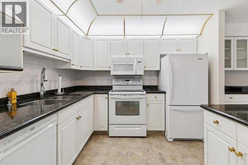 107, 7239 Sierra Morena Boulevard SW — photo 9 of 40