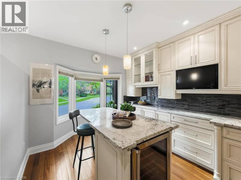 45 TRADEWIND Drive — photo 9 of 40