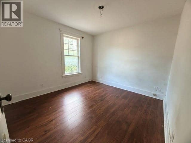 512 DOWNIE Street, Stratford, photo 7