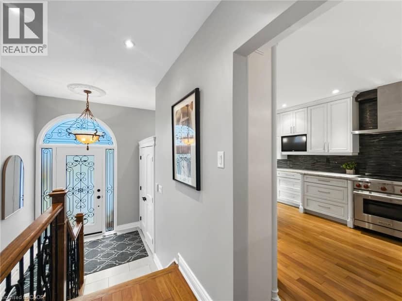 45 TRADEWIND Drive — photo 6 of 40