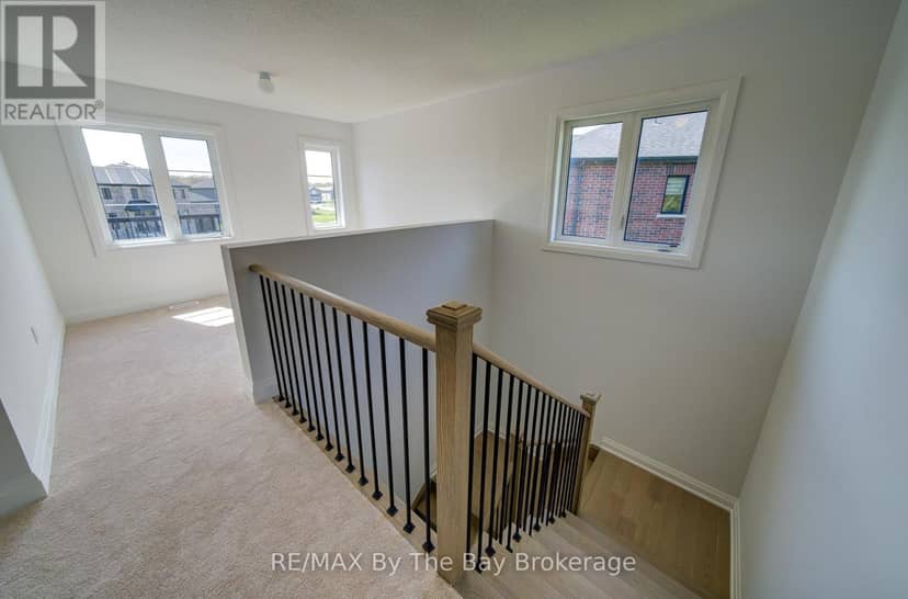 38 Amber Drive — photo 15 of 35