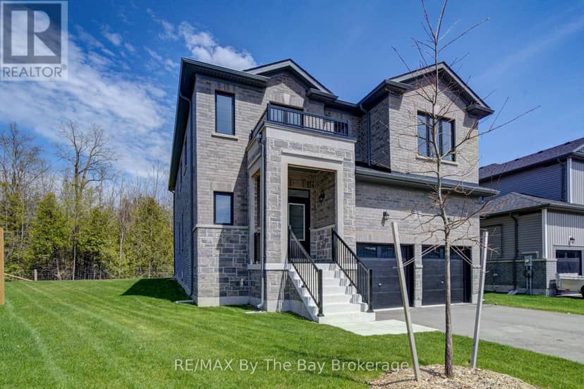 38 Amber Drive, Wasaga Beach, photo 2