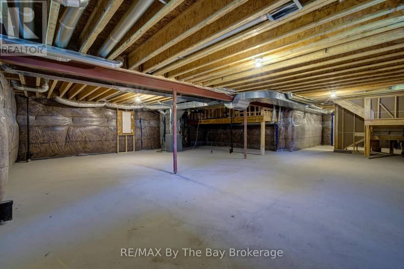 38 Amber Drive — photo 33 of 35