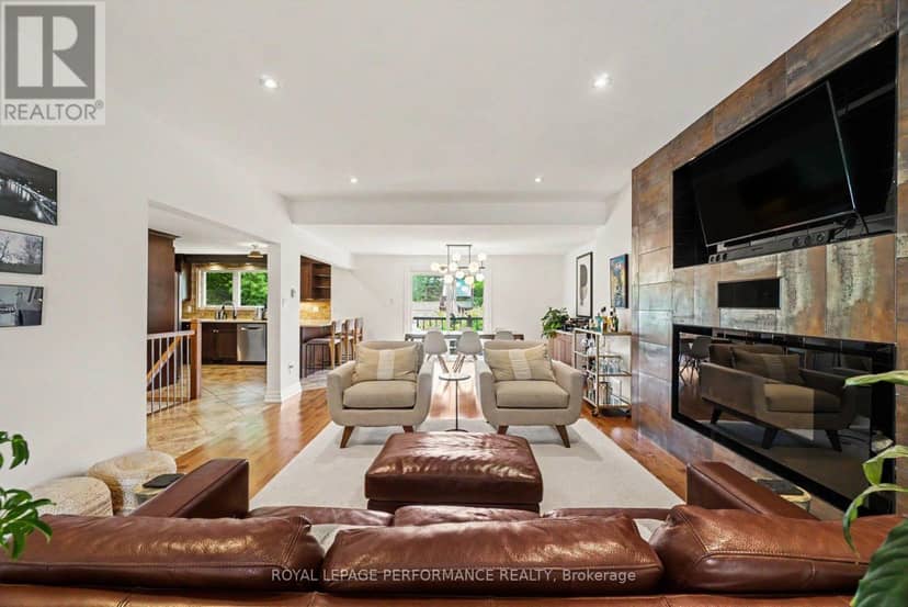 2061 Cabot Street, Ottawa, photo 4