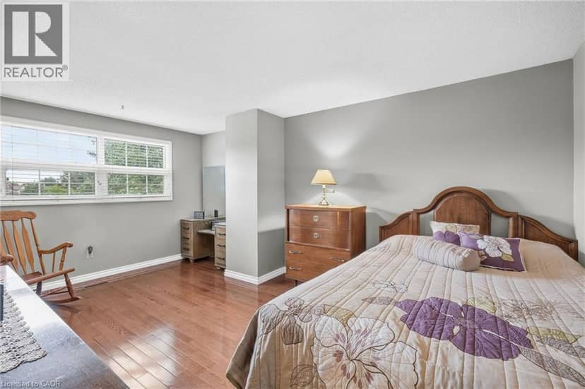 607 CLOVER PARK Crescent — photo 25 of 40