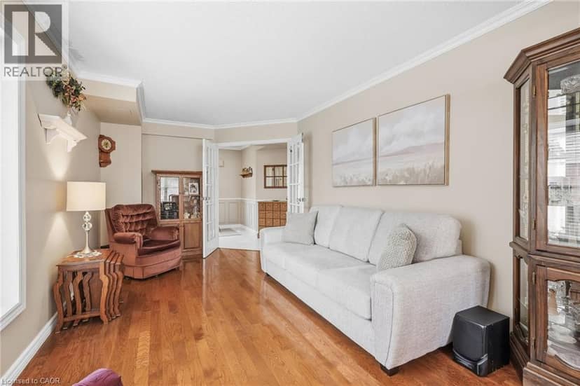 607 CLOVER PARK Crescent, Milton, photo 8