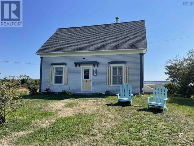 4847 Shore Road — photo 9 of 32