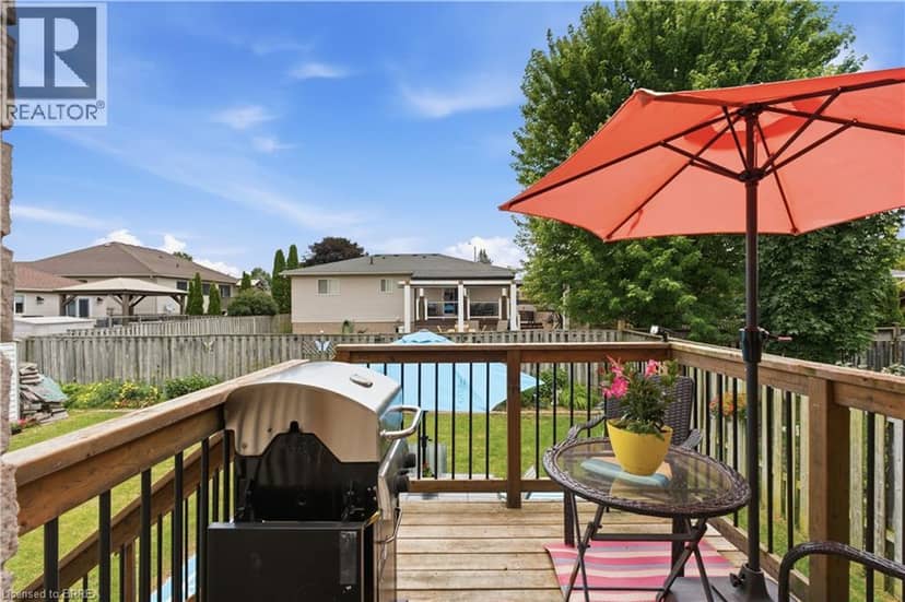 41 GRIFFITHS Drive — photo 29 of 40