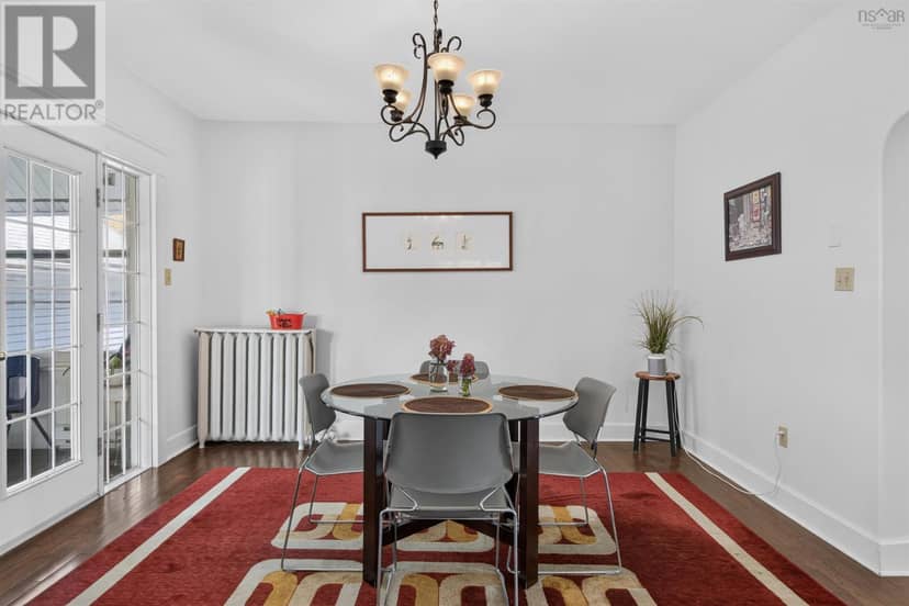 6421/6423 Coburg Road — photo 24 of 40