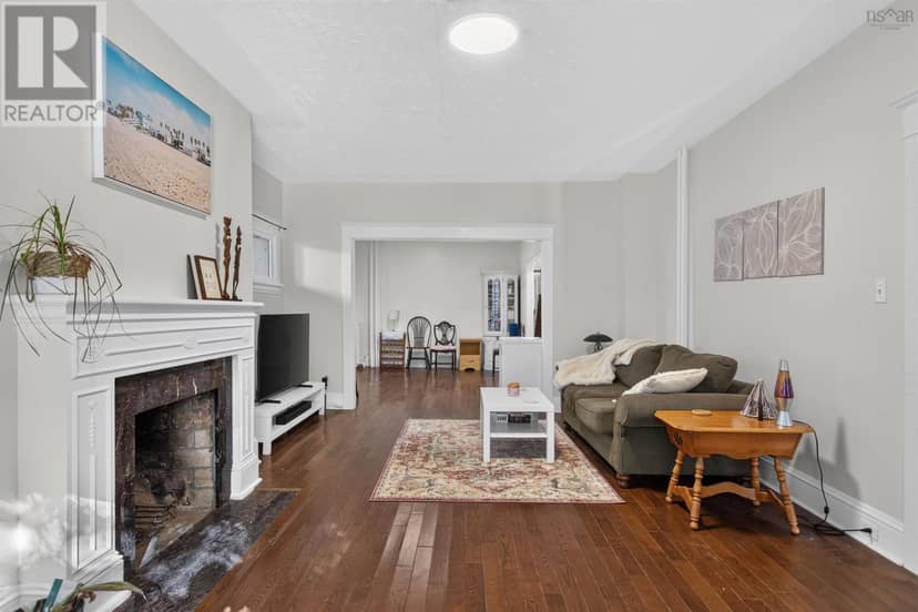 6421/6423 Coburg Road, Halifax, photo 4