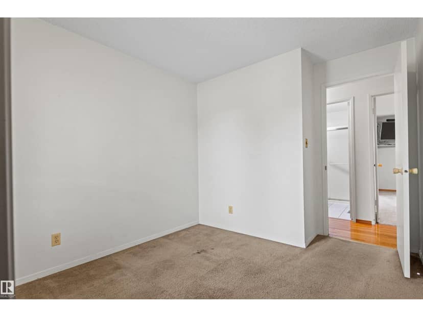 14 Goebel Cl — photo 16 of 40