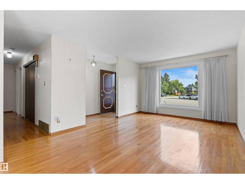 14 Goebel Cl, Spruce Grove, photo 3