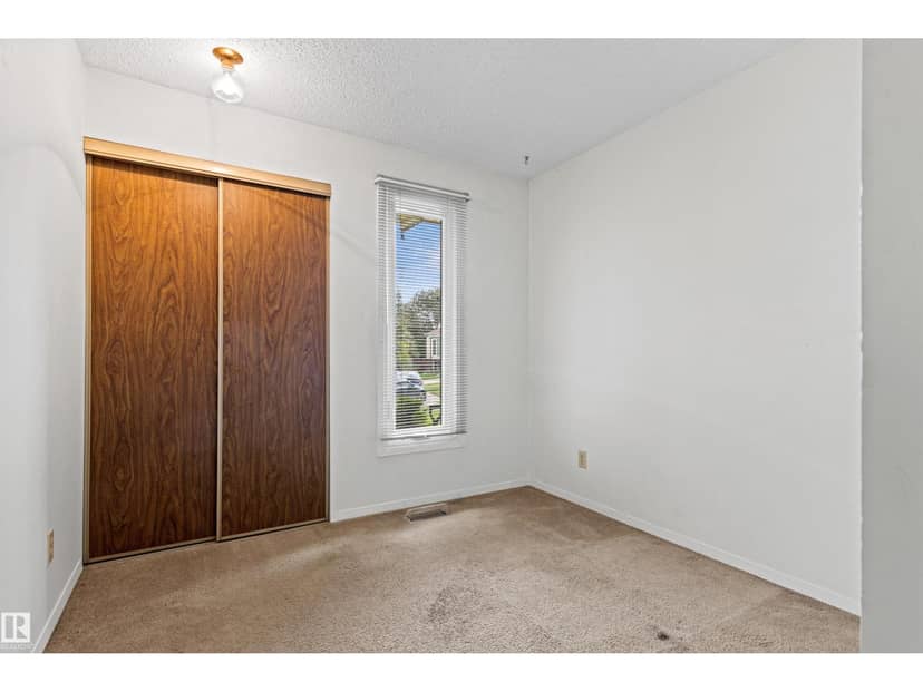14 Goebel Cl — photo 15 of 40