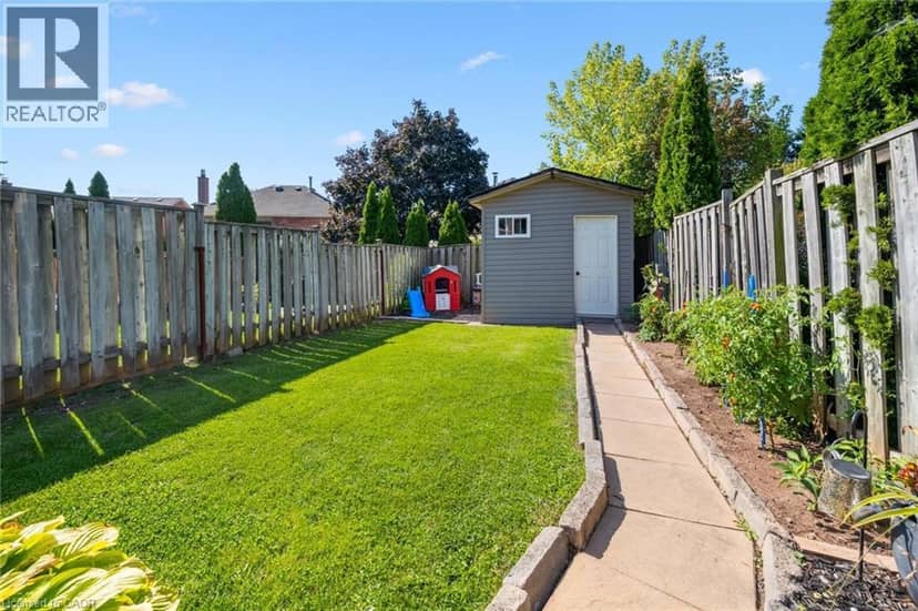 2152 PELEE Boulevard — photo 2 of 38