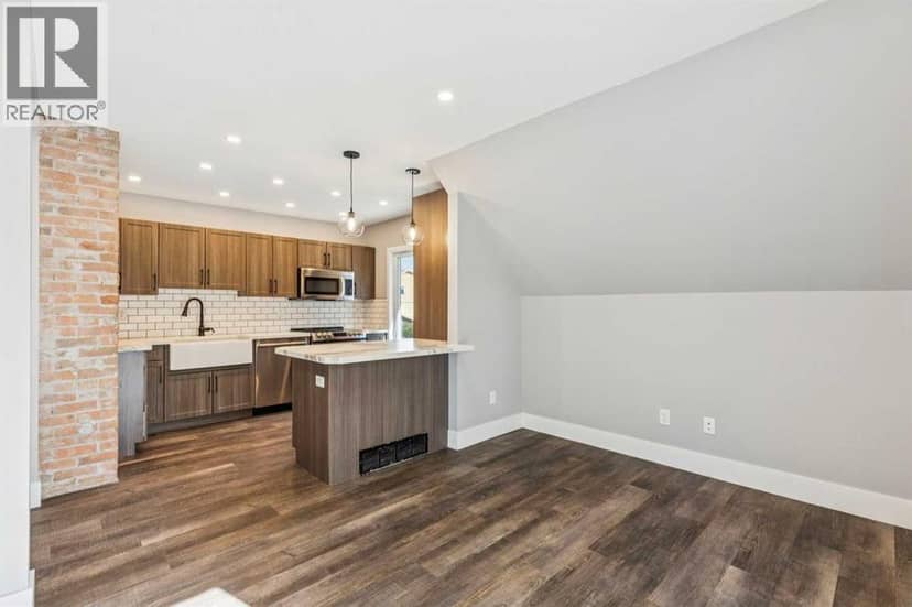 1212 18 Avenue NW — photo 30 of 40