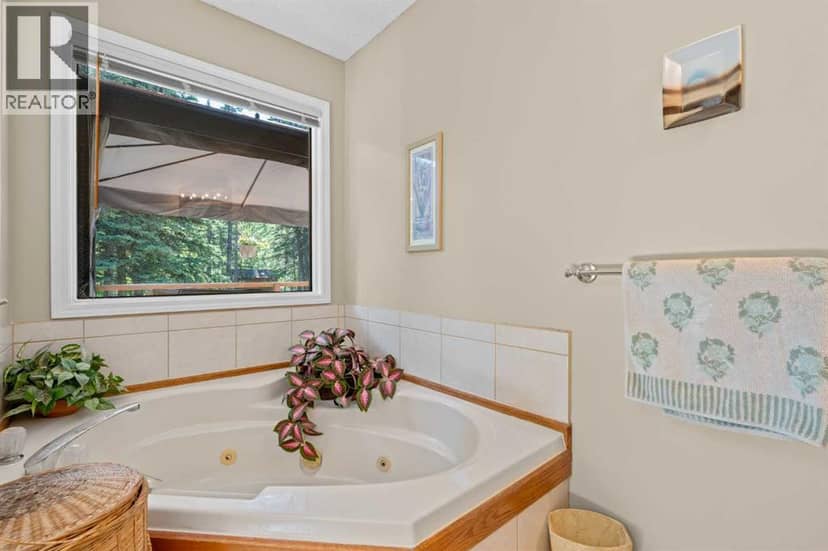 87 Manyhorses Drive — photo 17 of 40