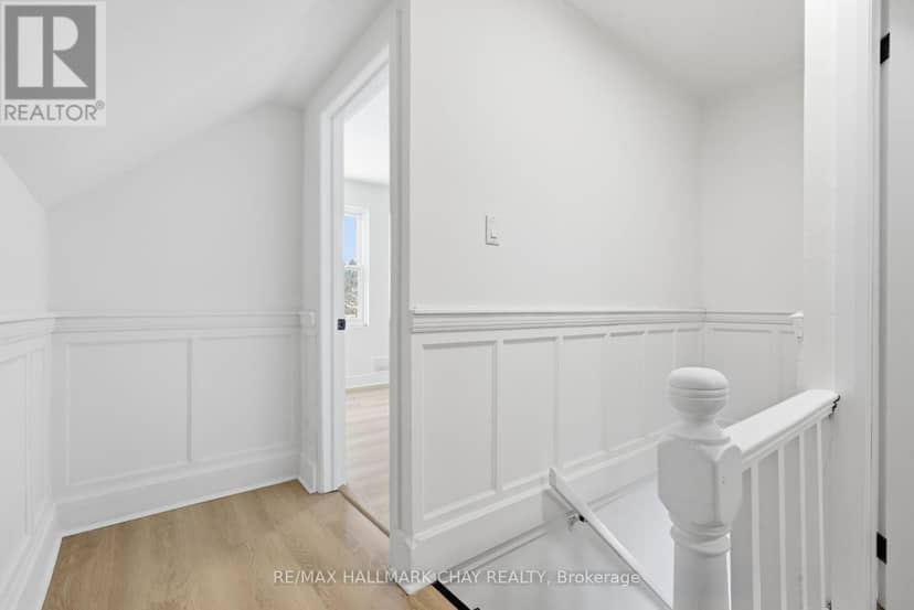 500218 Grey 12 Road — photo 16 of 27