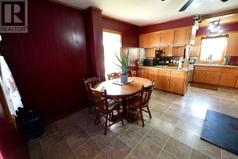 1036 North Freetown Road, Rte 108 — photo 8 of 36