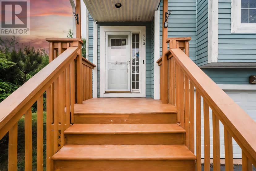 560 Parkland Drive — photo 4 of 40