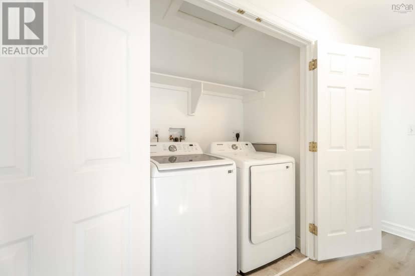 560 Parkland Drive — photo 34 of 40