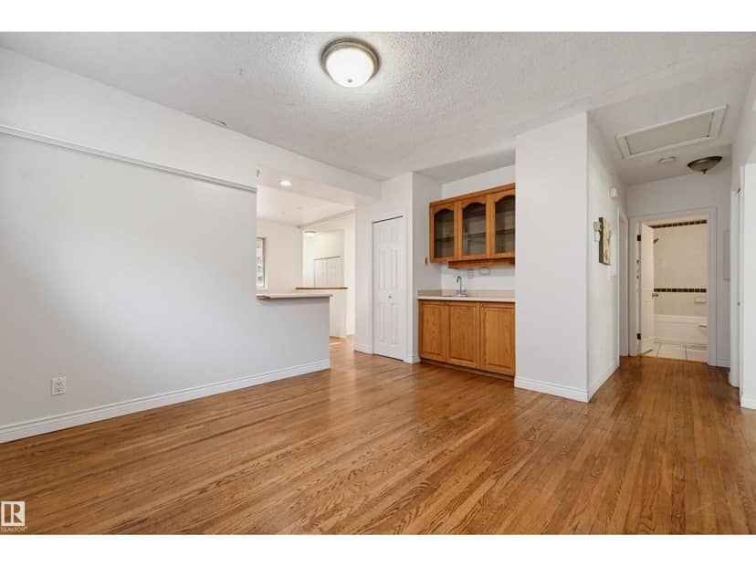 14019 106 AV NW — photo 9 of 40