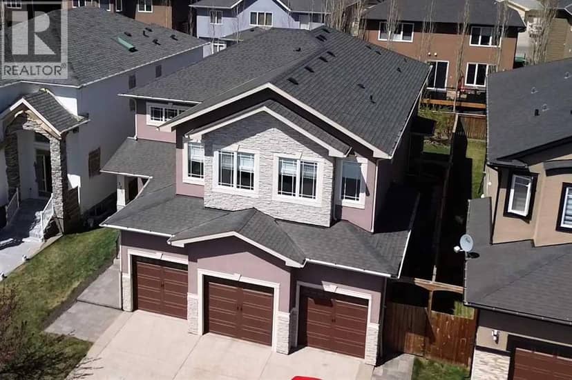 120 KINNIBURGH Circle, Chestermere, photo 2