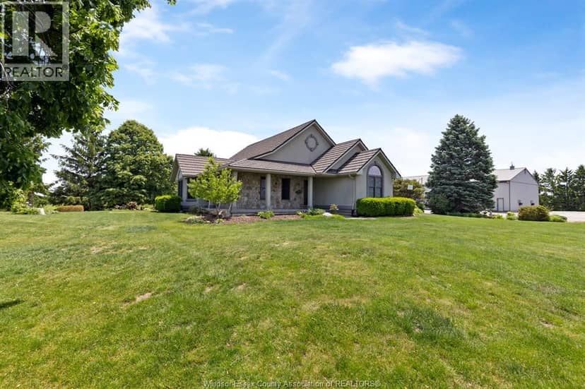 1936 Lakeshore Road 123, Woodslee, photo 5