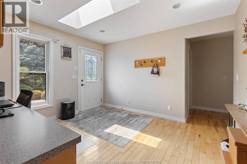 1936 Lakeshore Road 123 — photo 24 of 40