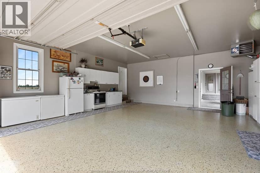 1936 Lakeshore Road 123 — photo 31 of 40