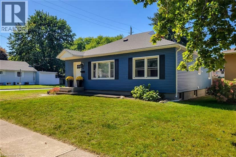 19 THORNDALE Avenue — photo 3 of 40