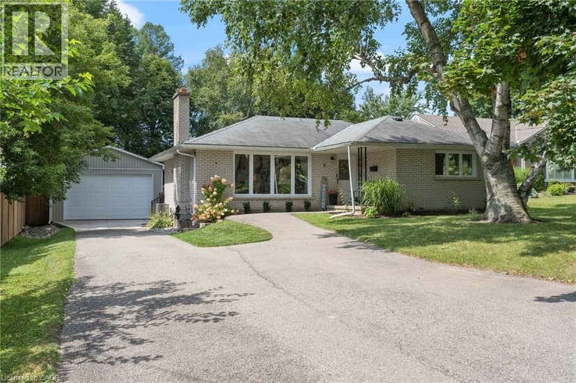 16 GIBSON Drive — photo 2 of 33