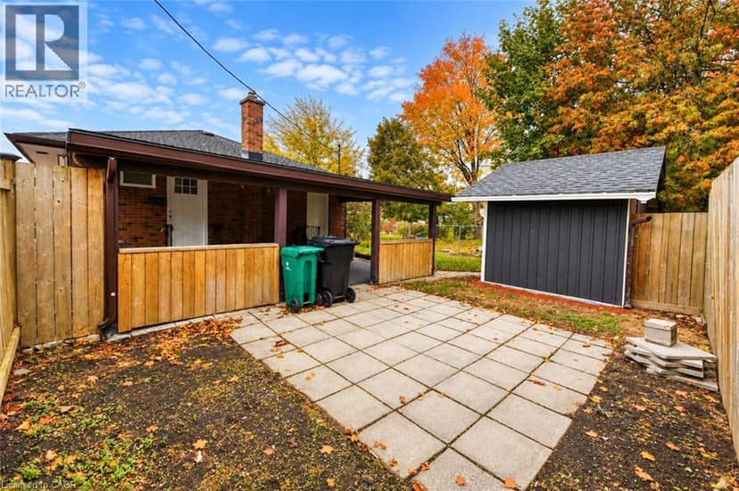 242 CHESTNUT Street S, Cambridge, photo 3