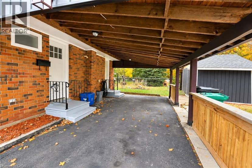 242 CHESTNUT Street S, Cambridge, photo 2