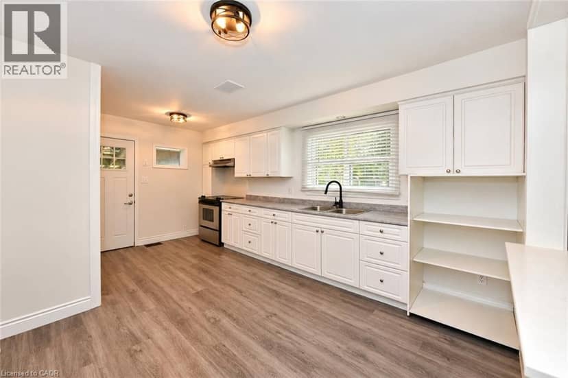 242 CHESTNUT Street S, Cambridge, photo 6